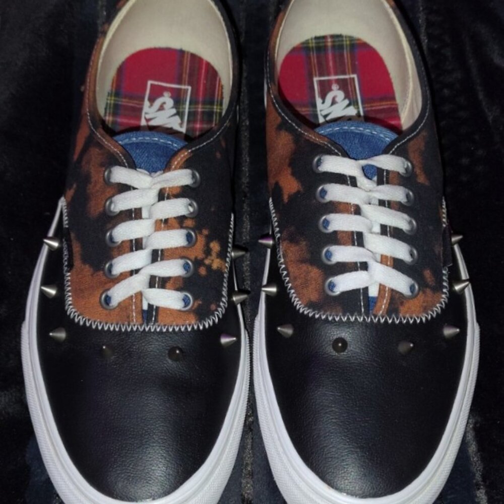 Vans Authentic Tartan Daze, Acid Dye with Spikes...Only worn 1x  Size 11 - Men's